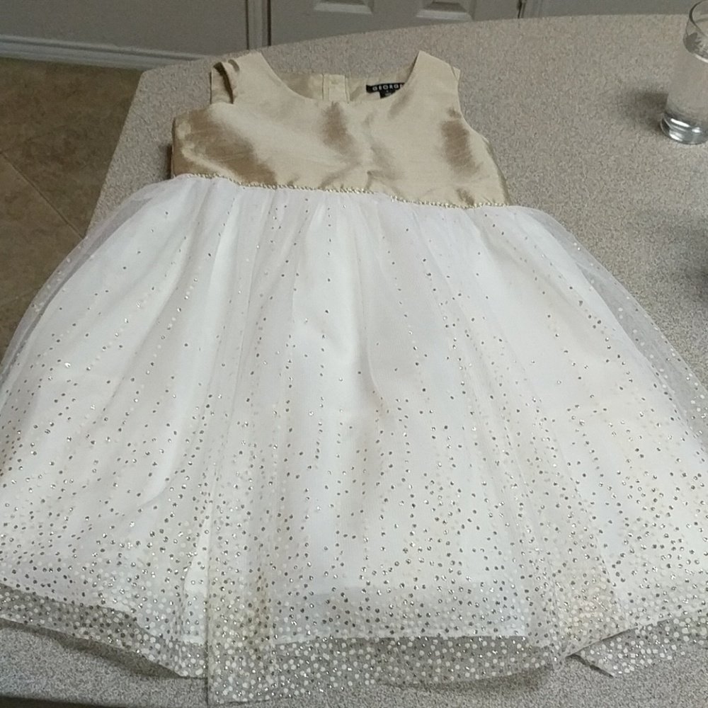 Girl's Dress Size 7